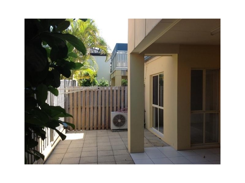 1/ 35 Bayswater Avenue, Varsity Lakes QLD 4227