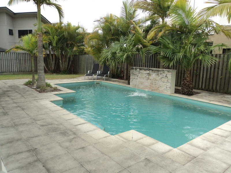 77 Bayswater Avenue, Varsity Lakes QLD 4227