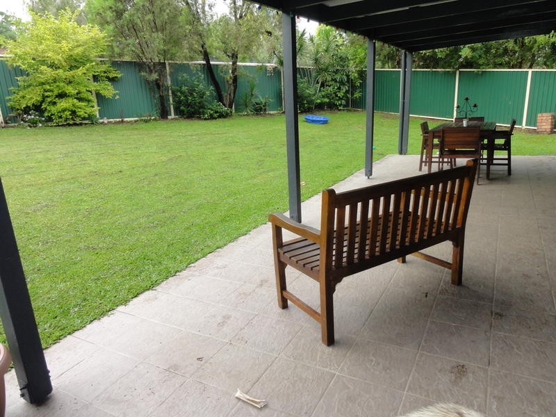 6 Birdsville Street, Mudgeeraba QLD 4213