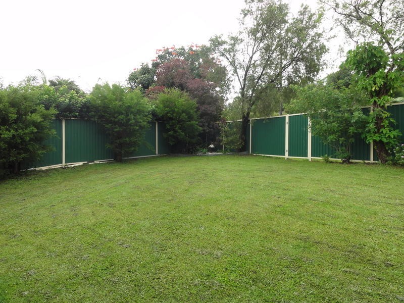 6 Birdsville Street, Mudgeeraba QLD 4213