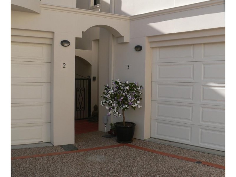 3/ 8 Blueridge Crescent, Varsity Lakes QLD 4227