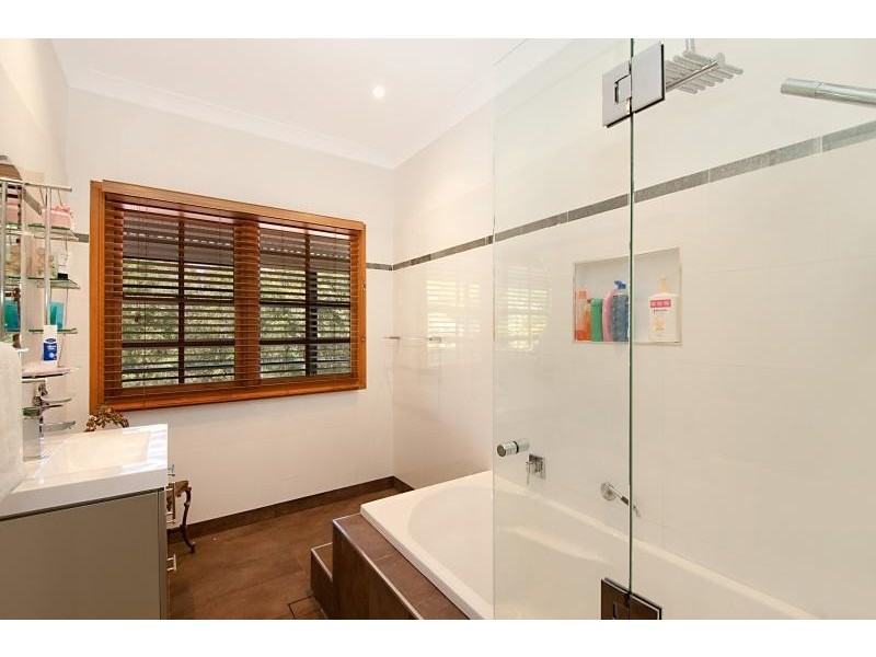 511 Bonogin Road, Bonogin QLD 4213