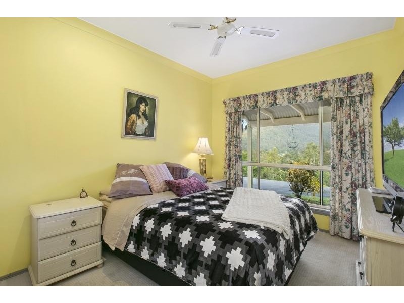 539 Bonogin Road, Bonogin QLD 4213