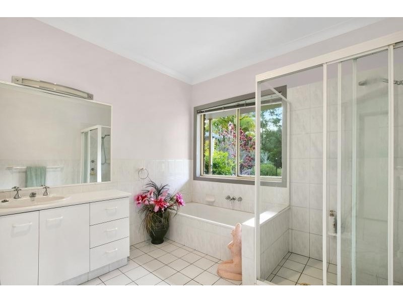 539 Bonogin Road, Bonogin QLD 4213