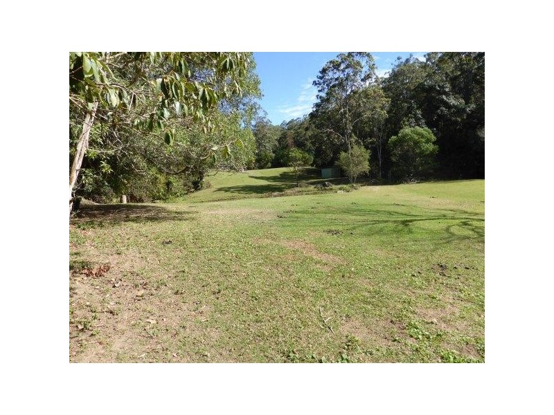 653 Bonogin Road, Bonogin QLD 4213