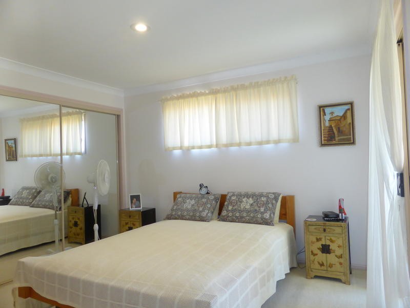 32 Bothwell Street, Robina QLD 4226