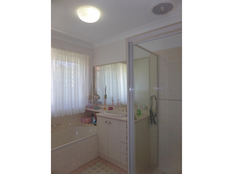 32 Bothwell Street, Robina QLD 4226