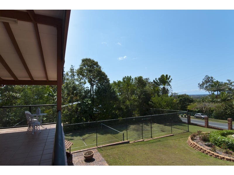 64 Bridgman Drive, Reedy Creek QLD 4227