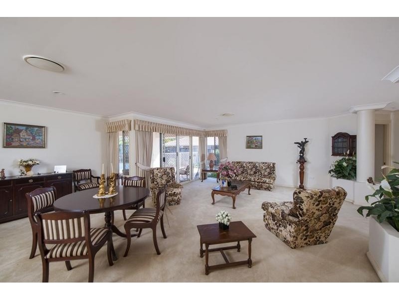 7 Brighton Cr, Robina QLD 4226