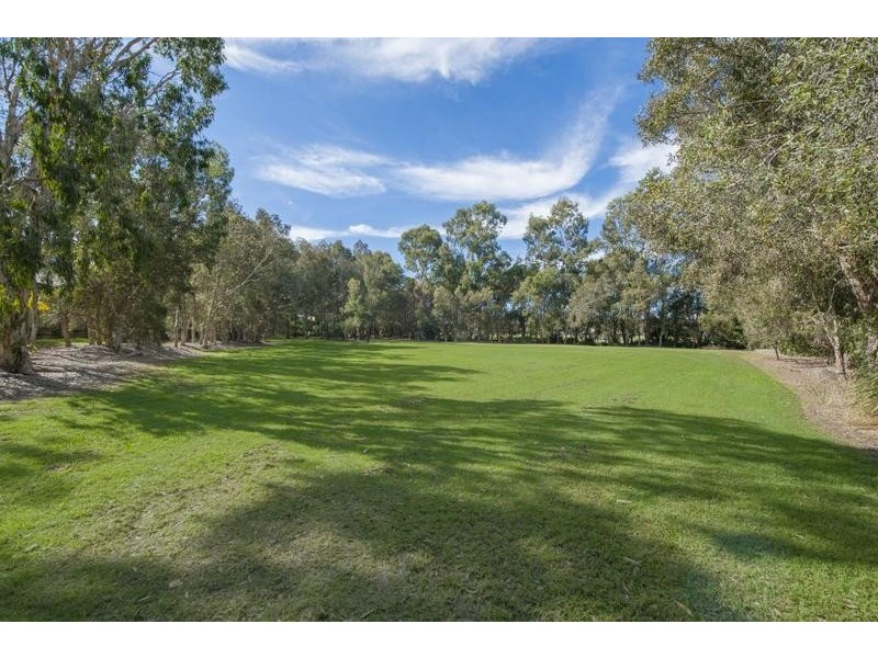 7 Brighton Cr, Robina QLD 4226