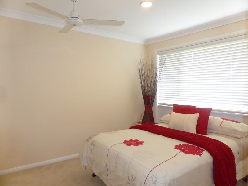 20 Broadview Place, Robina QLD 4226