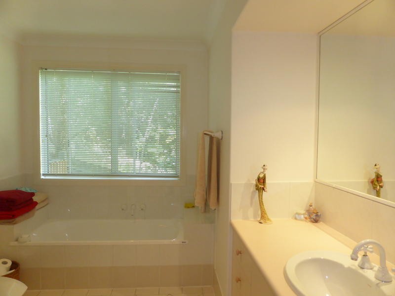 20 Broadview Place, Robina QLD 4226