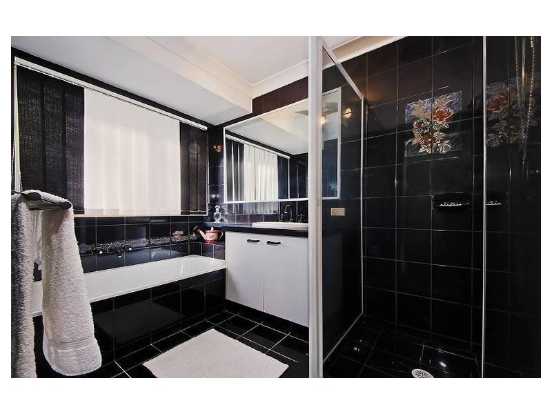 21 Broadview Place, Robina QLD 4226