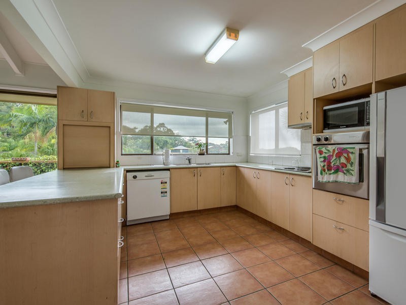 38 Bronzewing Close, Elanora QLD 4221