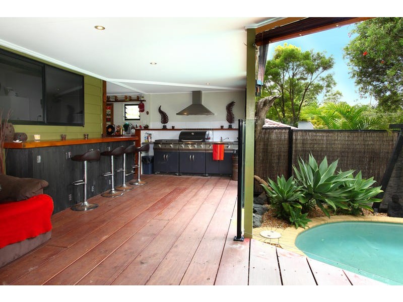 6 Bundgee Court, Mudgeeraba QLD 4213