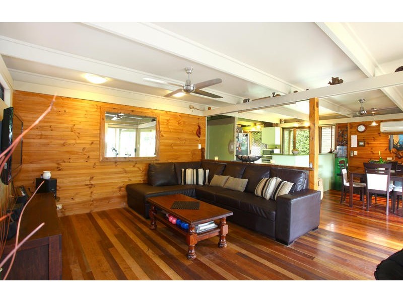 6 Bundgee Court, Mudgeeraba QLD 4213