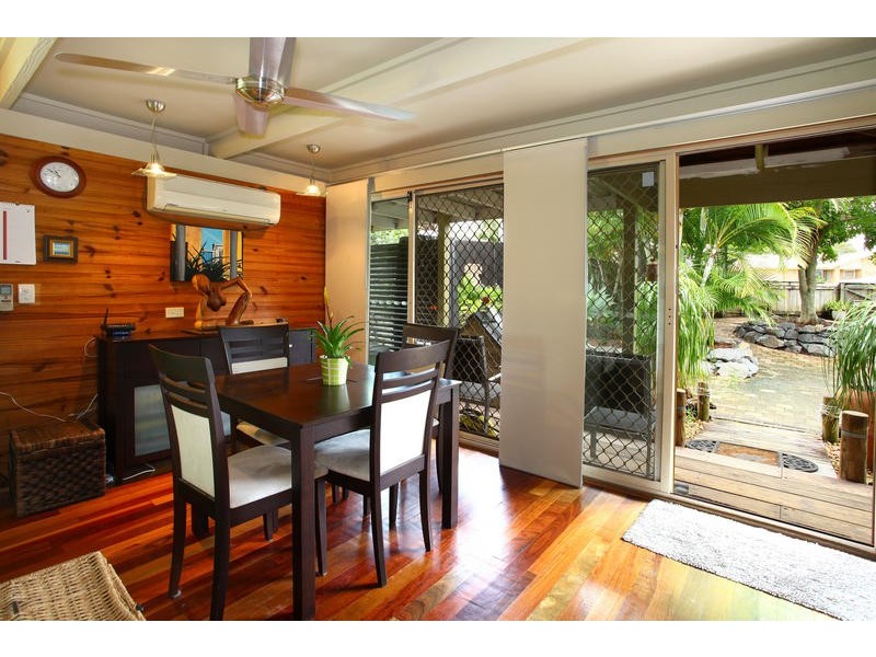 6 Bundgee Court, Mudgeeraba QLD 4213