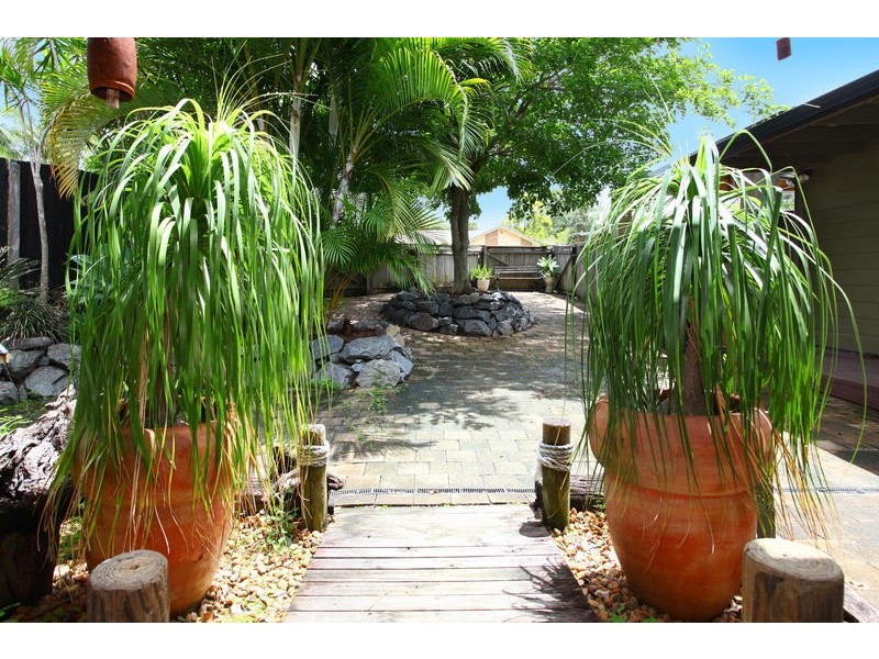 6 Bundgee Court, Mudgeeraba QLD 4213