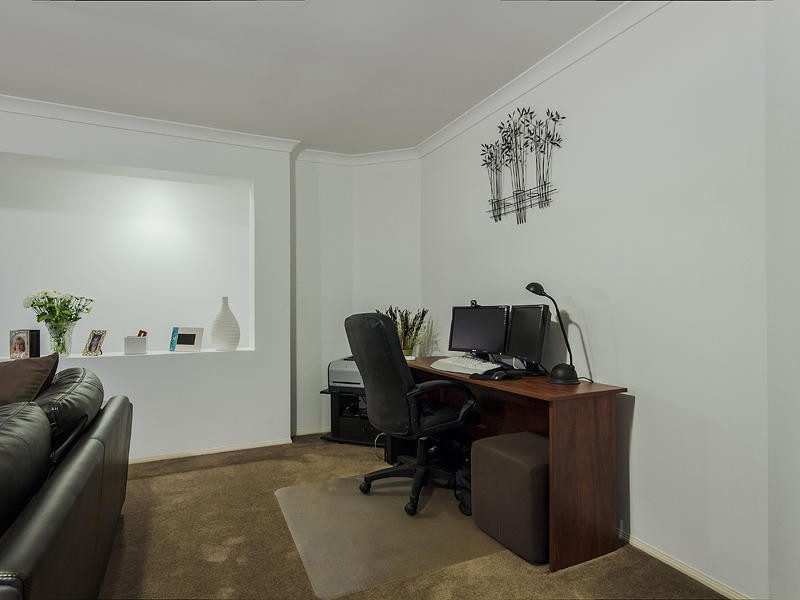 16 Camphor Wood Court, Robina QLD 4226