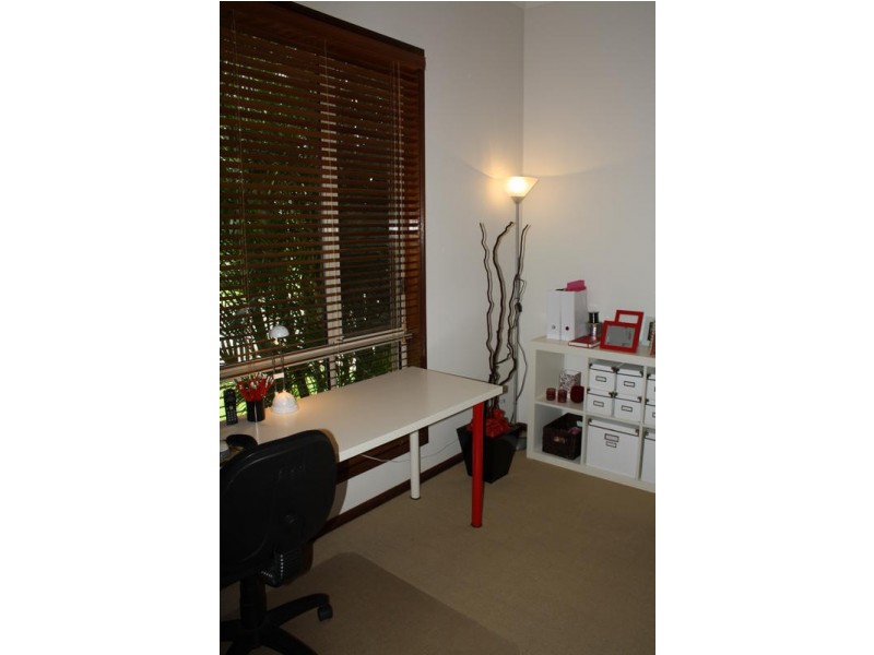 3 Campelles Avenue, Varsity Lakes QLD 4227