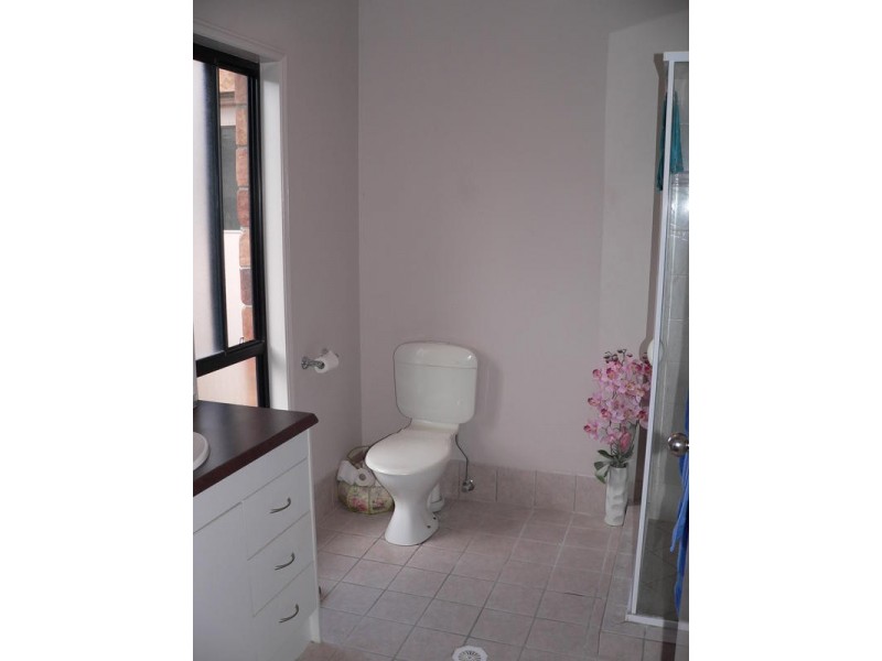 39 Campelles Avenue, Varsity Lakes QLD 4227