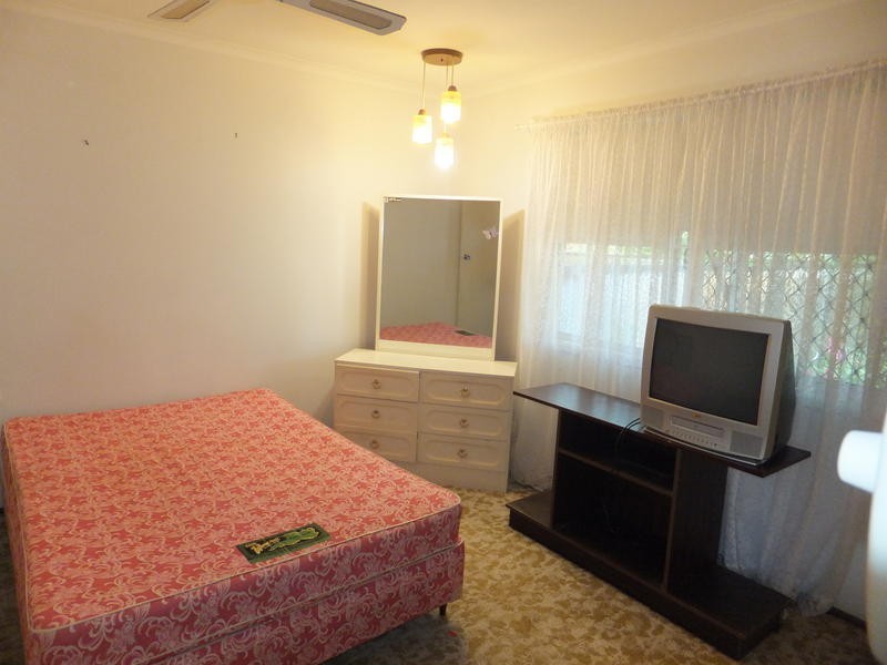 2/ 10 Cantwell  Court, Miami QLD 4220