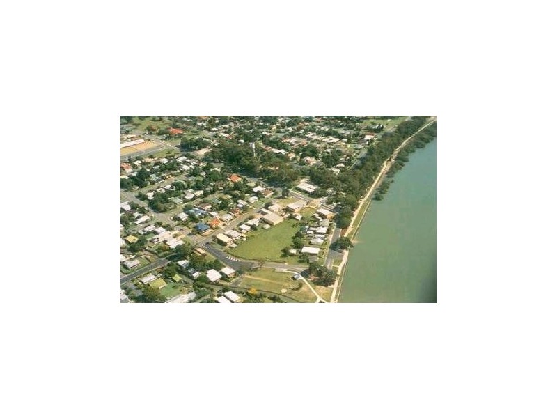 7 Captain Cook Parade, Deception Bay QLD 4508