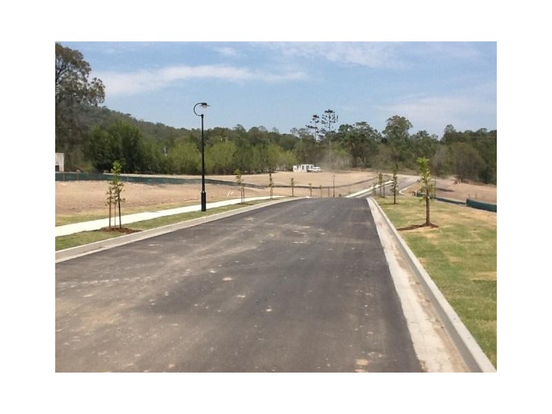 L2 Carmen Court, Oxenford QLD 4210