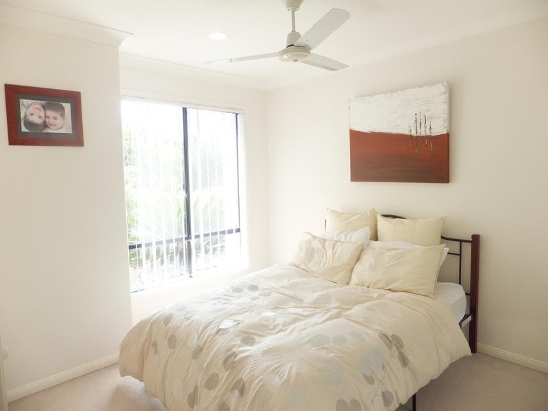 4 Carpentaria Court, Robina QLD 4226