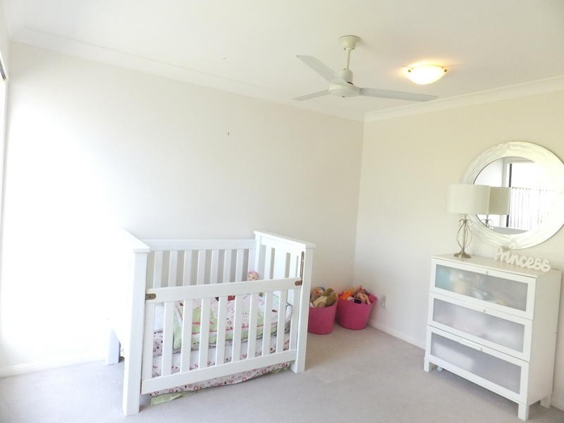 4 Carpentaria Court, Robina QLD 4226