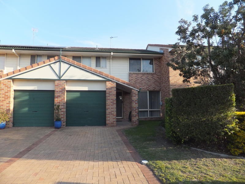 12/ 2 Cassowary Drive, Burleigh Waters QLD 4220