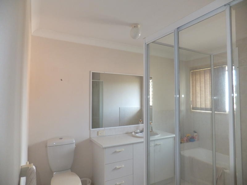 27/ 2 Cassowary Drive, Burleigh Waters QLD 4220