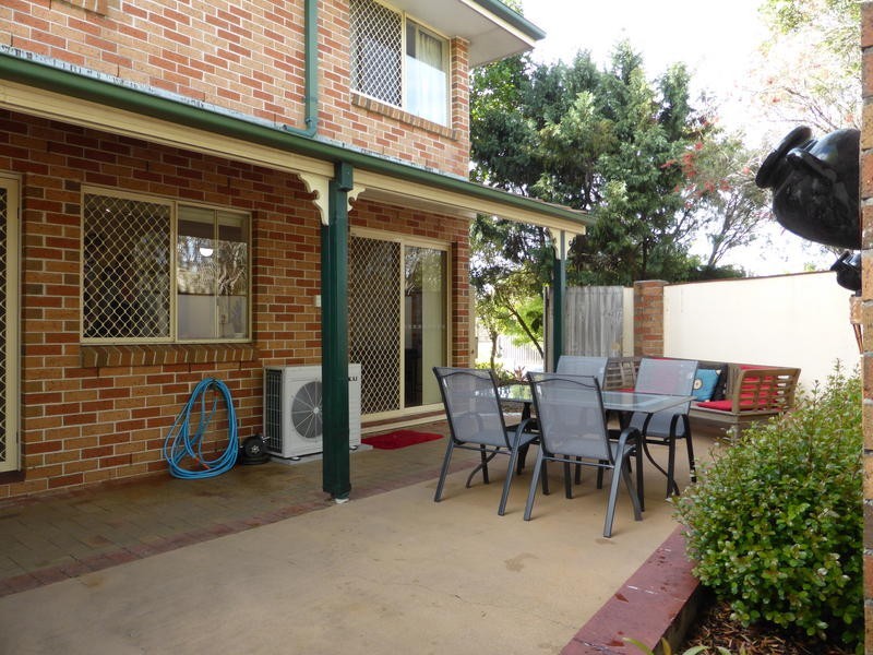 3/ 2 Cassowary Drive, Burleigh Waters QLD 4220