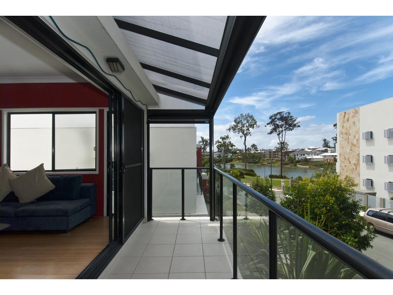 1/ 21 Castello Circuit, Varsity Lakes QLD 4227