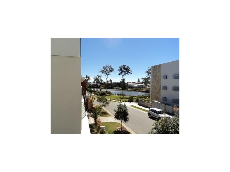 1/ 21 Castello Circuit, Varsity Lakes QLD 4227