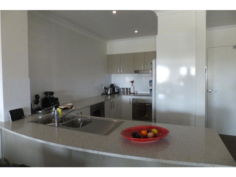 26/ 28 Castello Circuit, Varsity Lakes QLD 4227