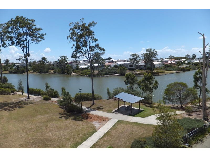 26/ 28 Castello Circuit, Varsity Lakes QLD 4227