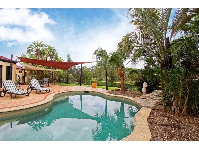 21 Cedarwood Crescent, Robina QLD 4226