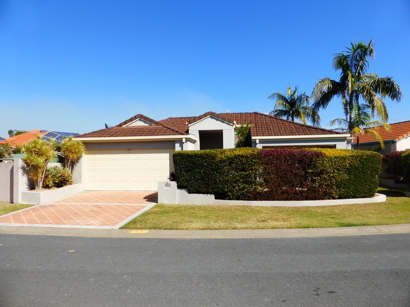 26 Cedarwood Crescent, Robina QLD 4226