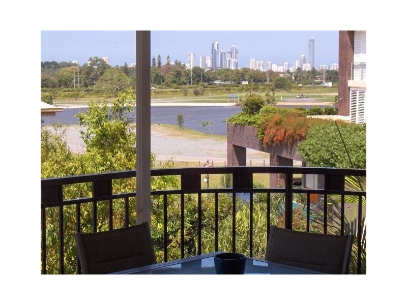 7/ 3208 Central Place, Carrara QLD 4211