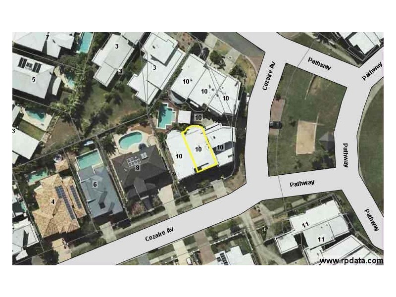 2/ 10 Cezaire Avenue, Varsity Lakes QLD 4227