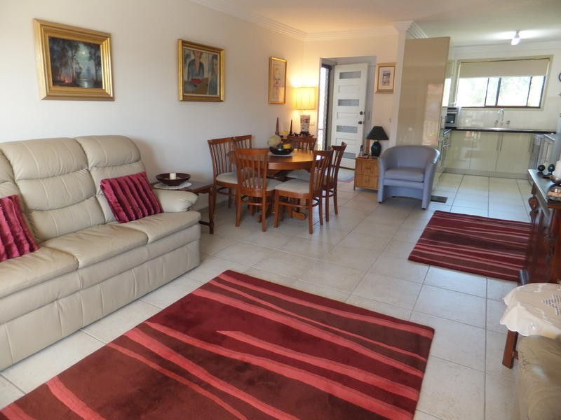 4/ 14 Christina Court, Mermaid Waters QLD 4218