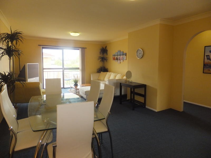 6/ 14 Christina Court, Mermaid Waters QLD 4218