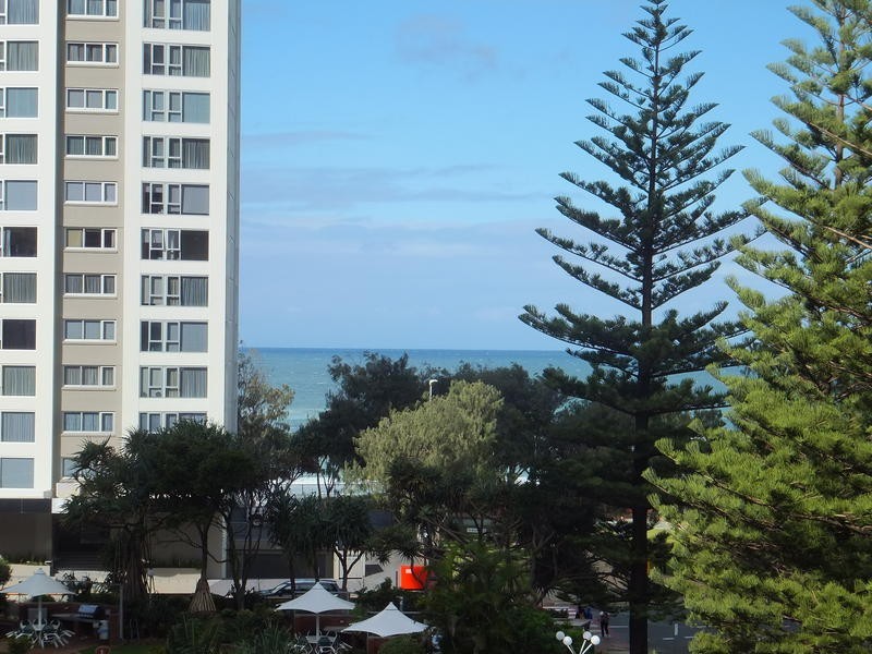 15/ 21 Clifford Street, Surfers Paradise QLD 4217