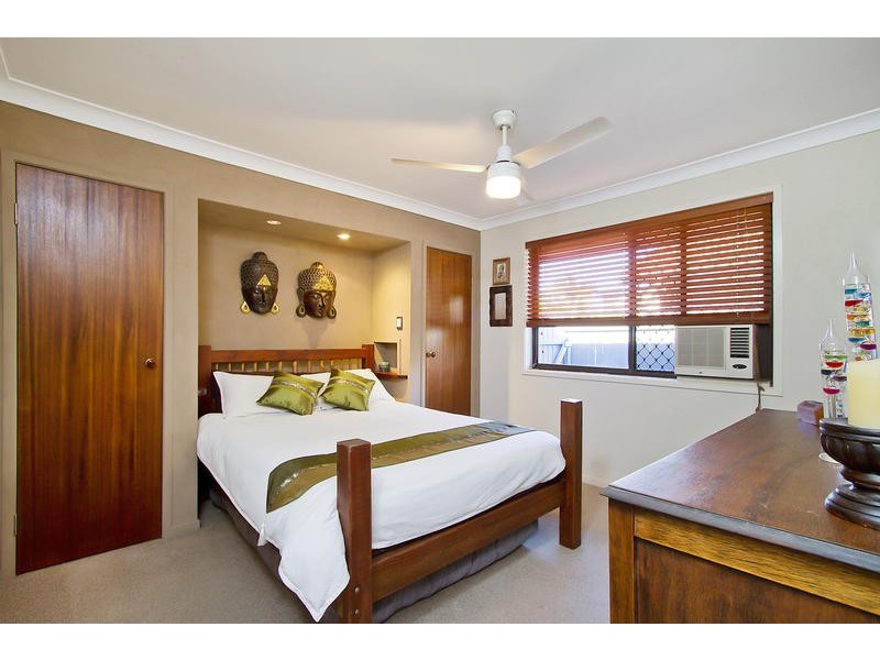 21 Coachwood Court, Burleigh Waters QLD 4220