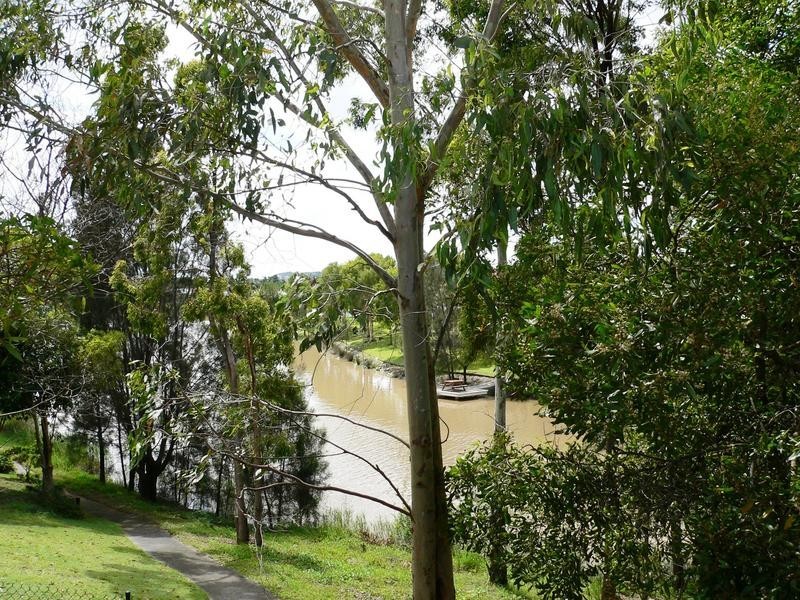 Varsity Lakes QLD 4227