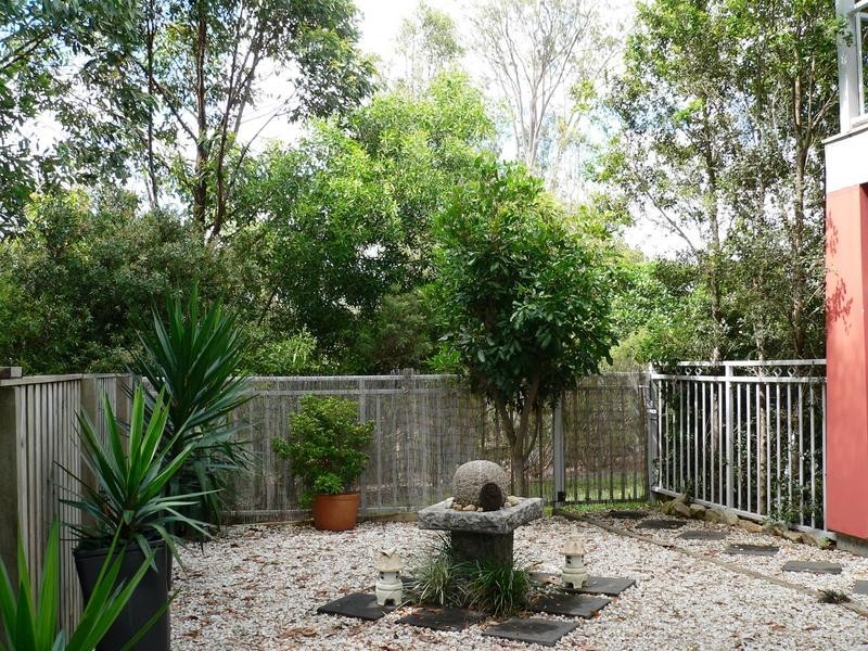 Varsity Lakes QLD 4227