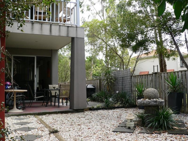 Varsity Lakes QLD 4227