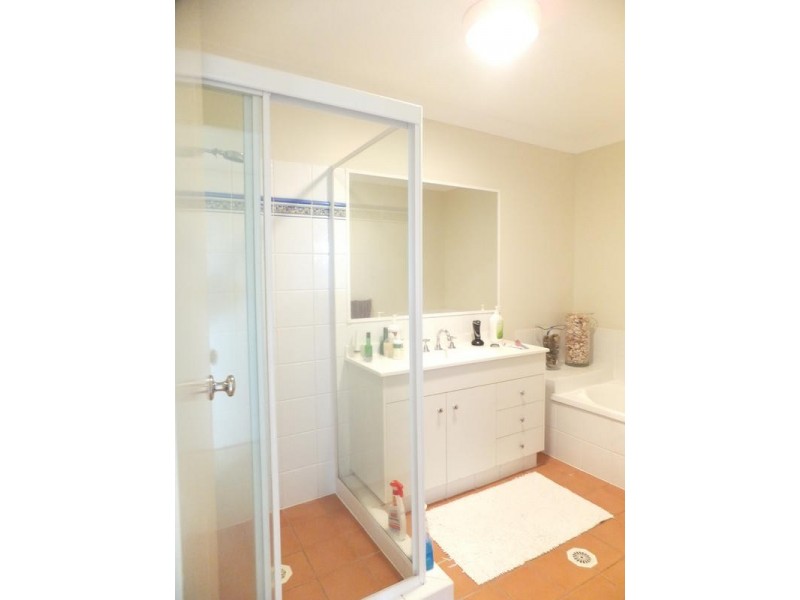 @/ 2 Concord Circuit, Robina QLD 4226