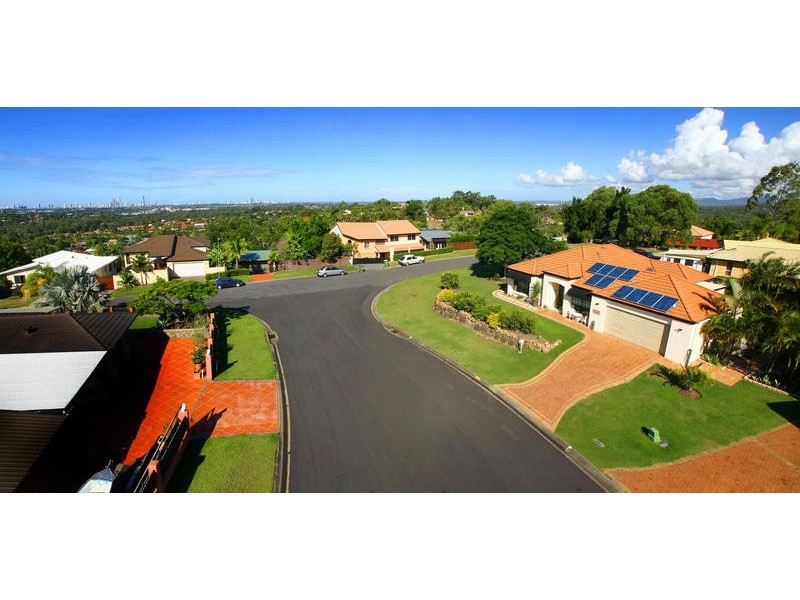 17 Convery Crescent, Highland Park QLD 4211